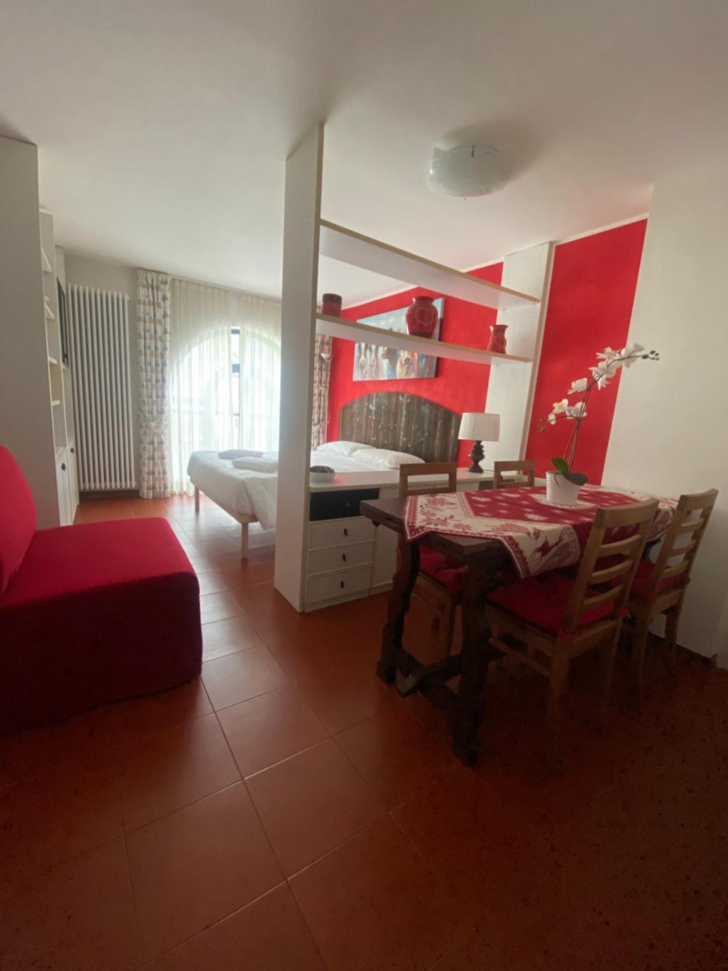 Maison Clocher Apartment Pré-Saint-Didier Екстериор снимка