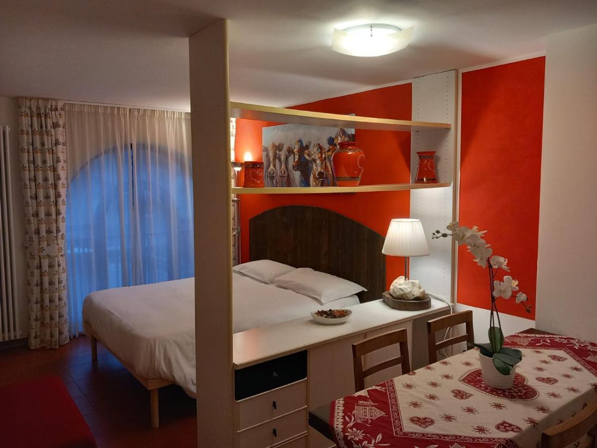 Maison Clocher Apartment Pré-Saint-Didier Екстериор снимка