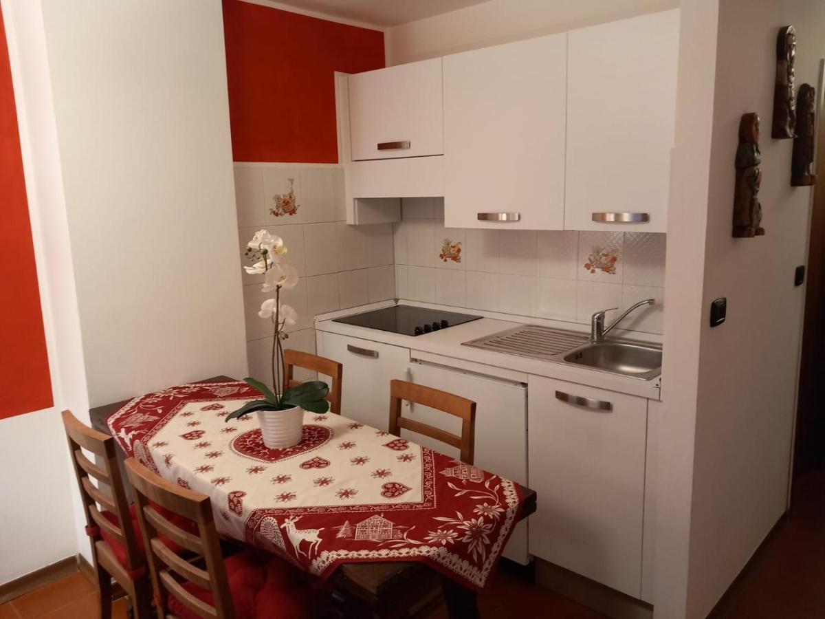 Maison Clocher Apartment Pré-Saint-Didier Екстериор снимка